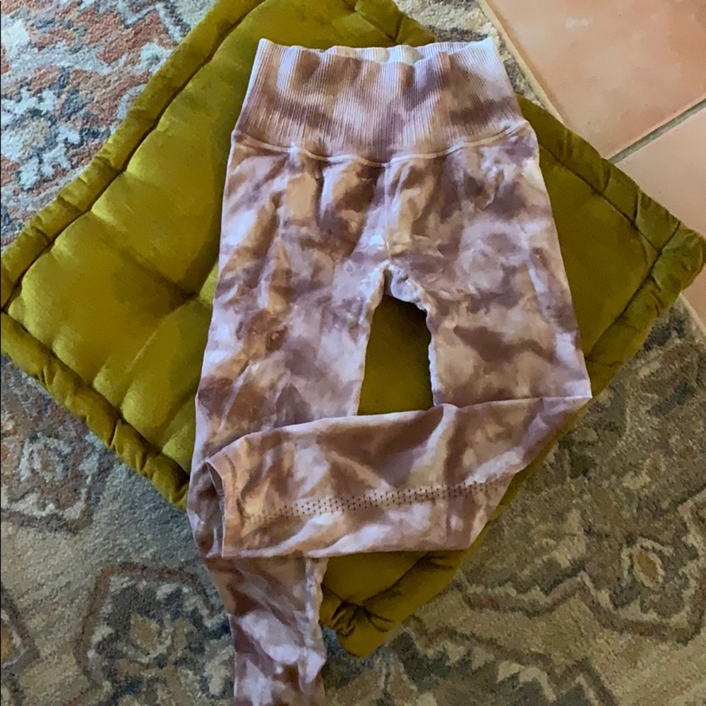 Free people Movement Good Karma Tye Dye leggings